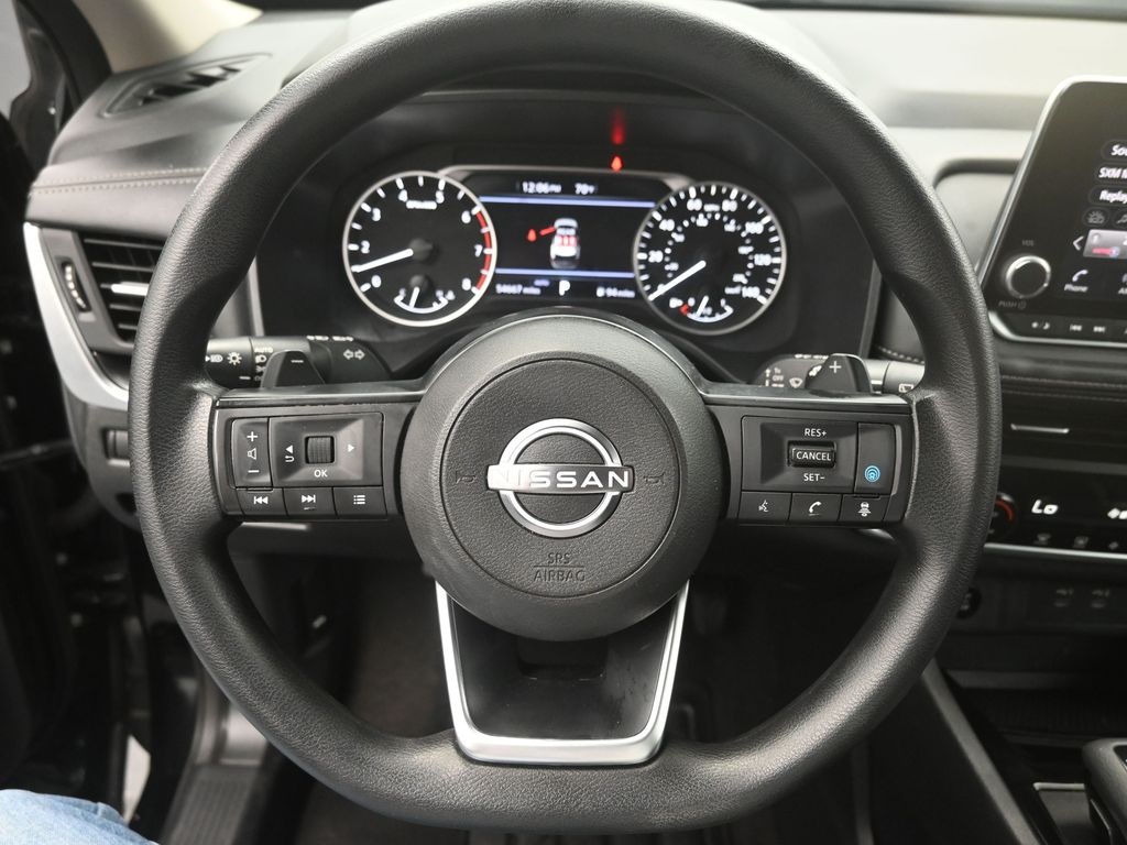 2024 Nissan Rogue SV photo 28