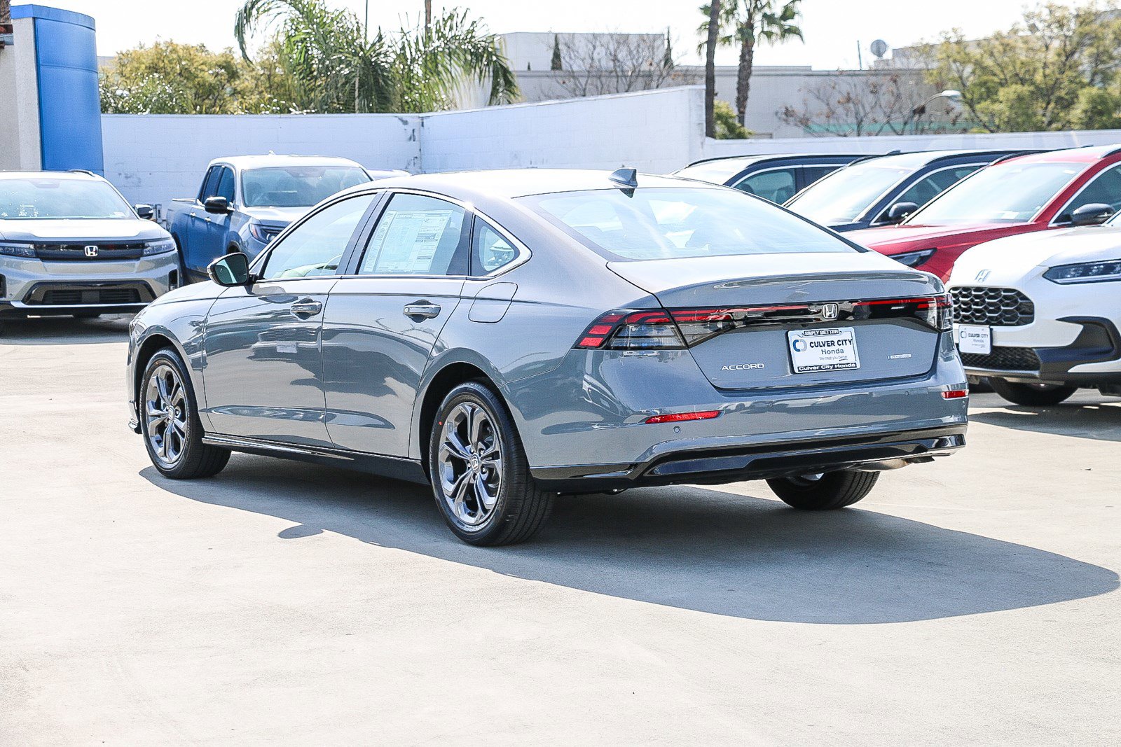 2025 Honda Accord Hybrid EX-L photo 2