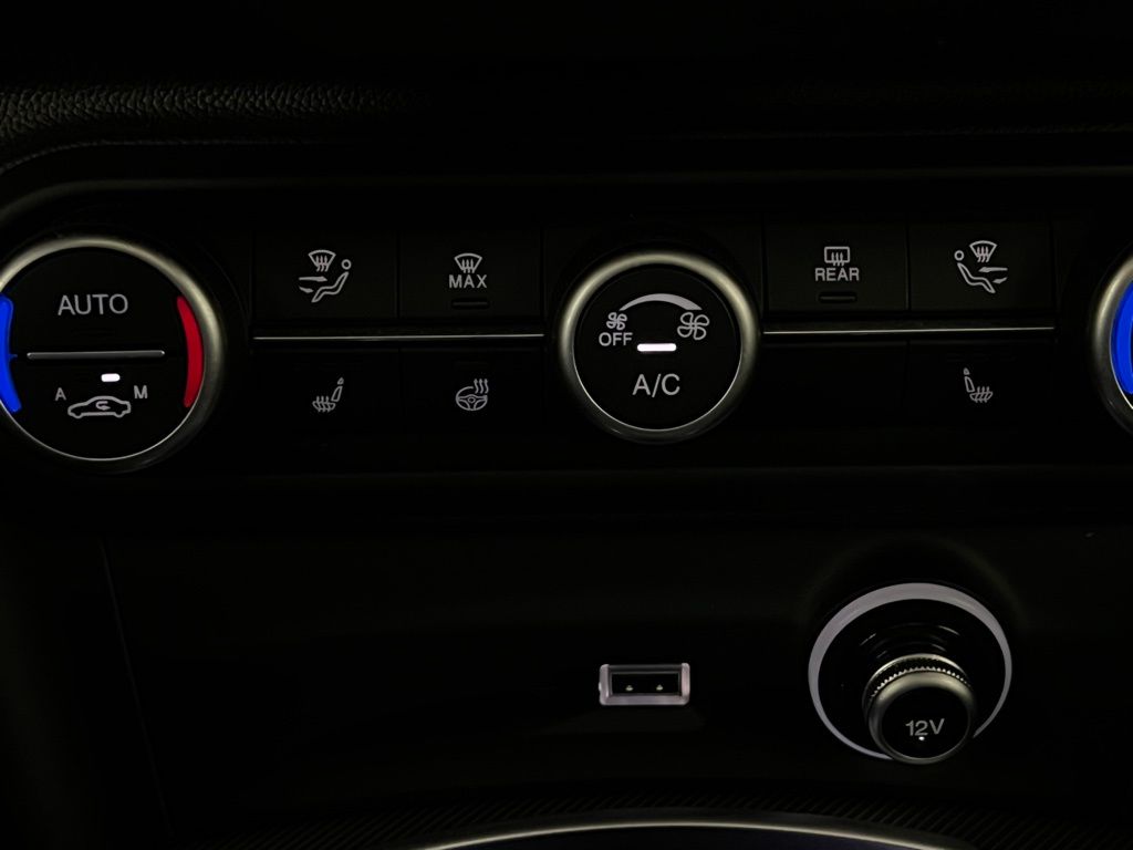 2022 Alfa Romeo Stelvio Ti Sport photo 17