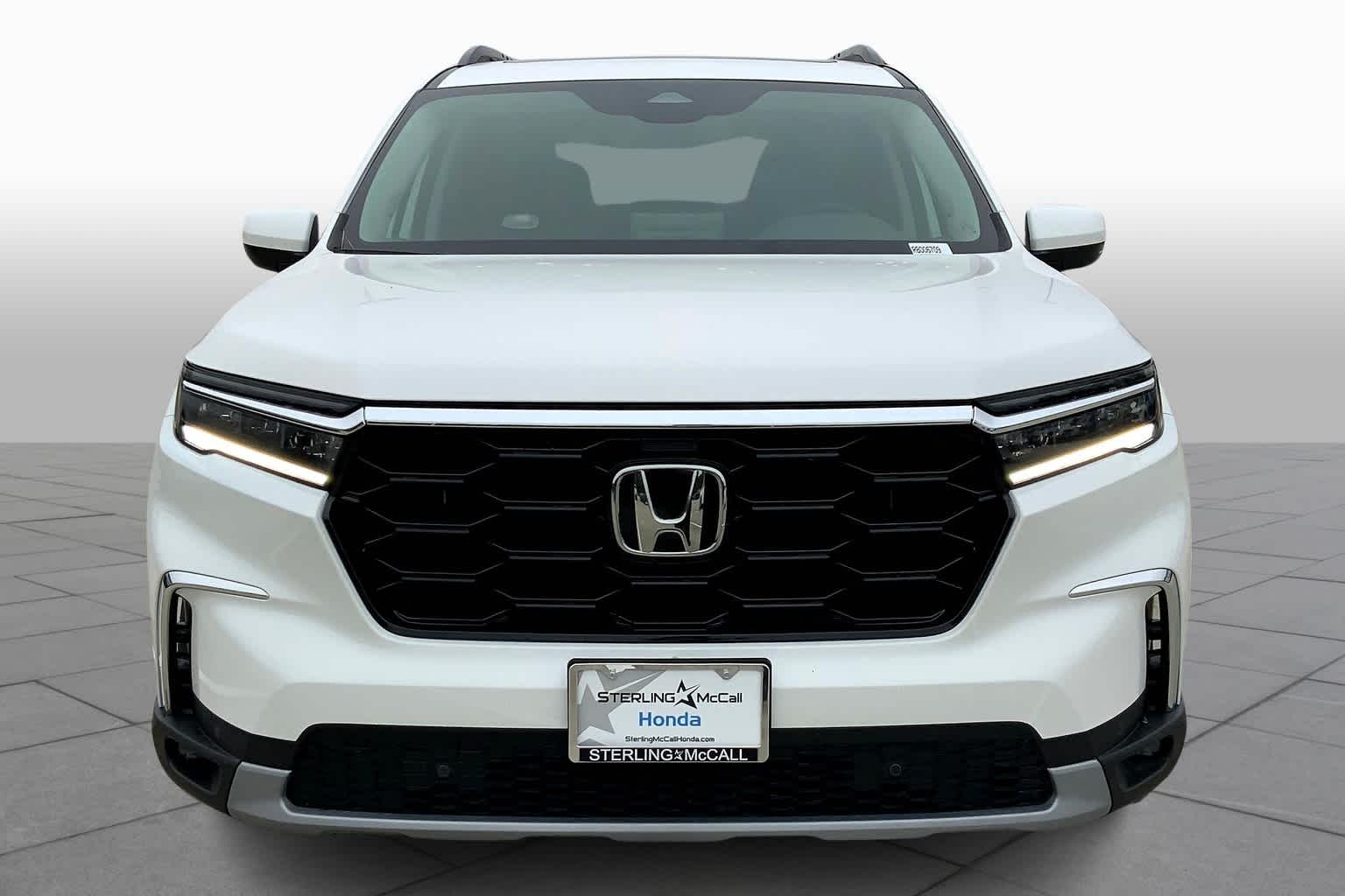 PreOwned 2024 Honda Pilot Touring Sport Utility in Houston RB012709