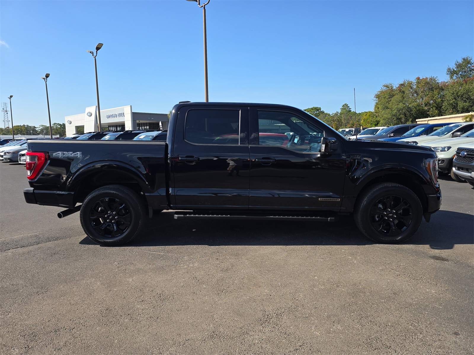 2022 Ford F-150 Lariat photo 2