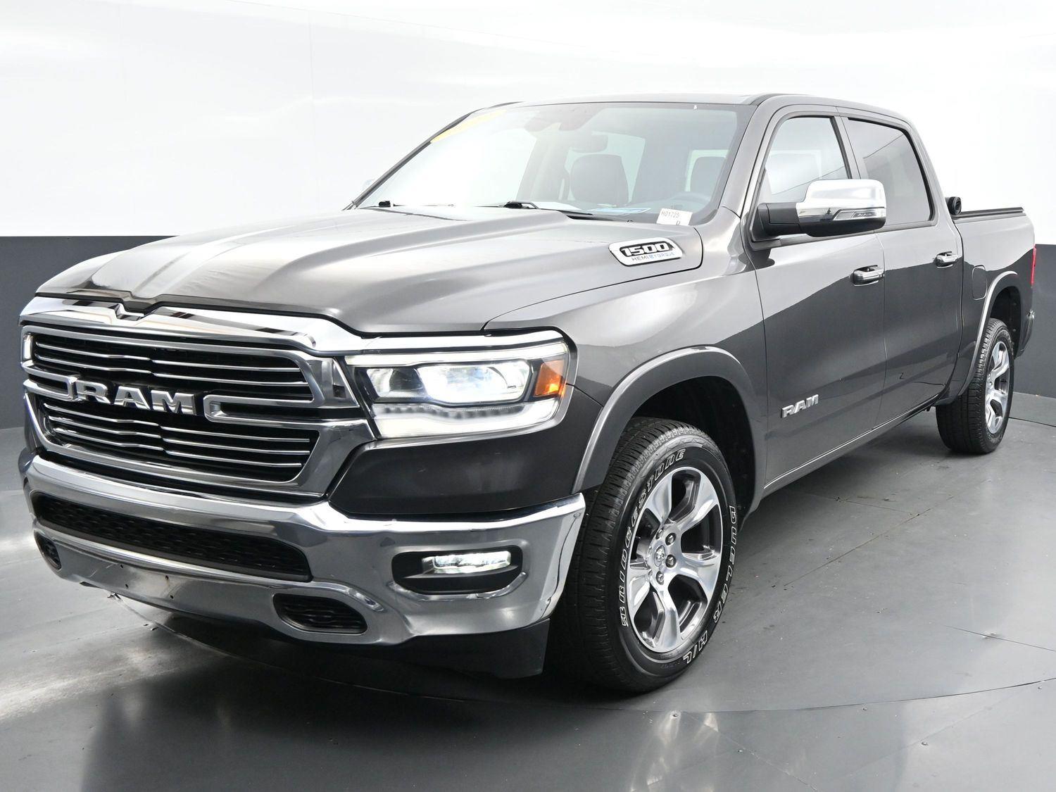 2022 Ram 1500 Laramie photo 3