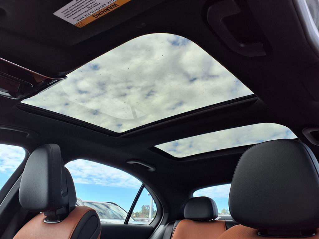 2025 Mercedes Benz C 300 photo 15