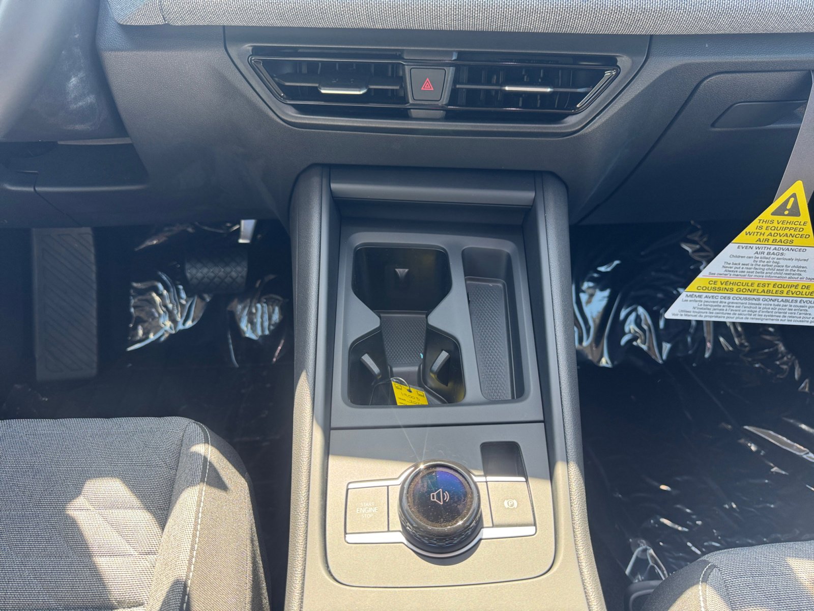 2025 Volkswagen Tiguan S photo 10