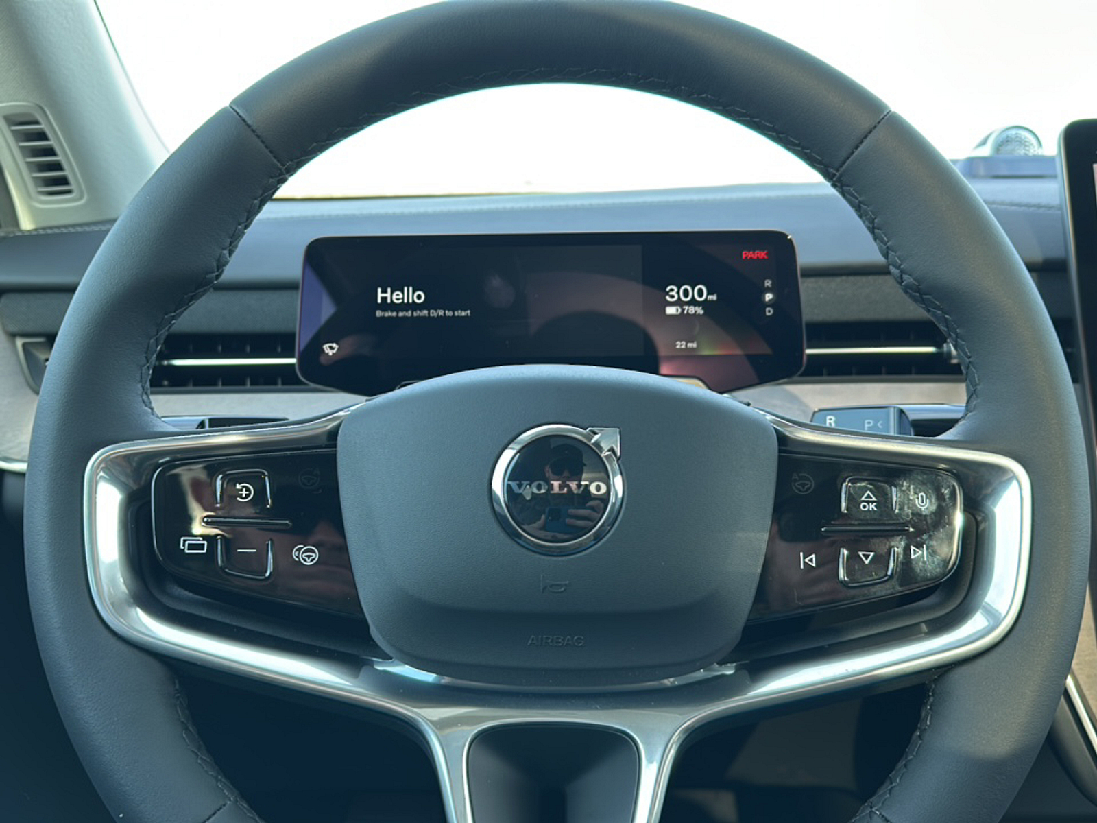 2025 Volvo EX90 Twin Motor Performance Ultra photo 12