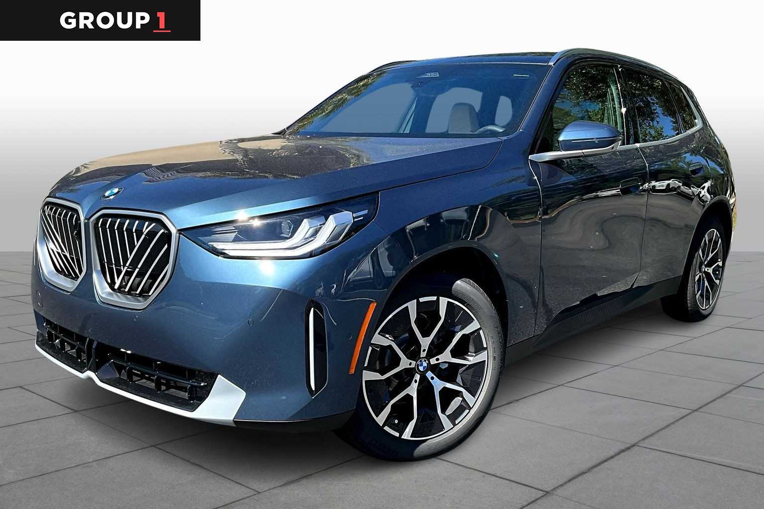 2026 BMW X3 30's photo