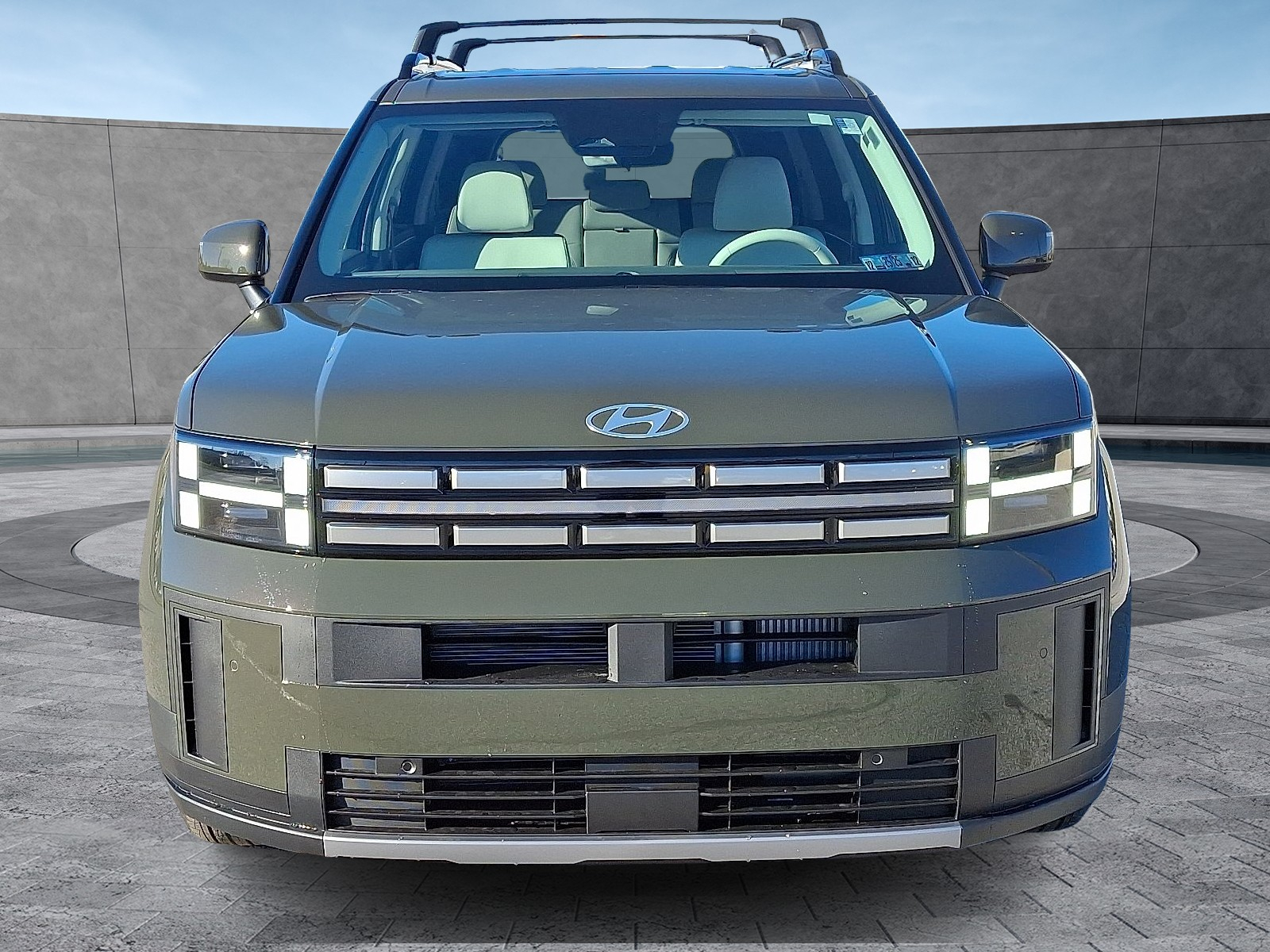 2025 Hyundai Santa Fe SEL photo 2