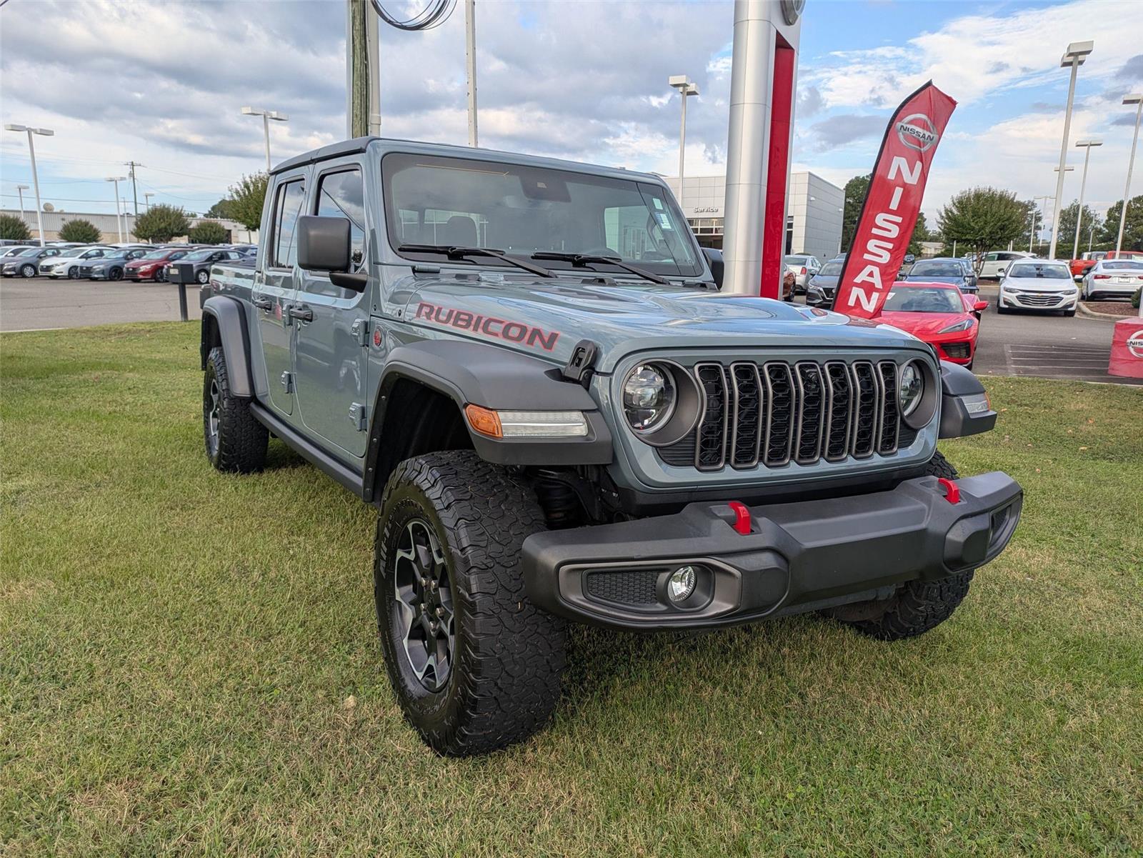 2024 Jeep Gladiator Rubicon photo 3