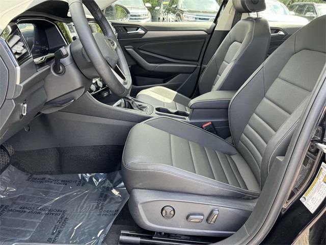 2024 Volkswagen Jetta 1.5T SE photo 28