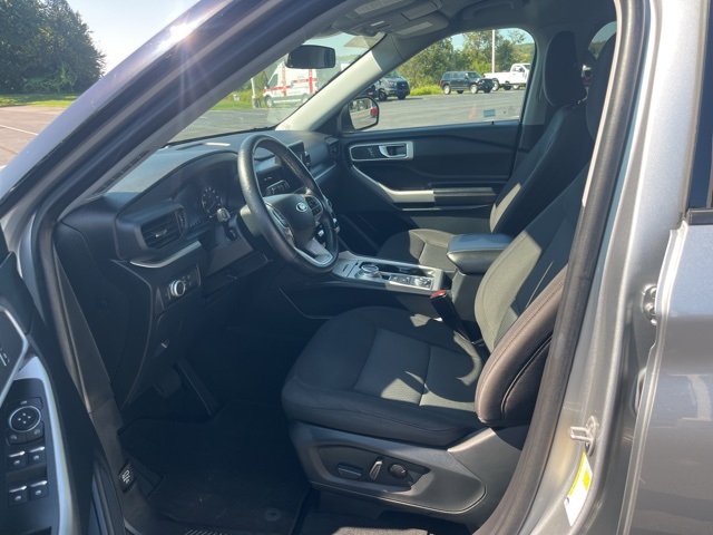 2022 Ford Explorer XLT photo 8