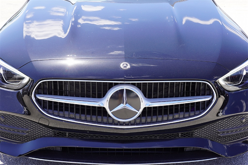 2025 Mercedes Benz C 300 4MATIC photo 7