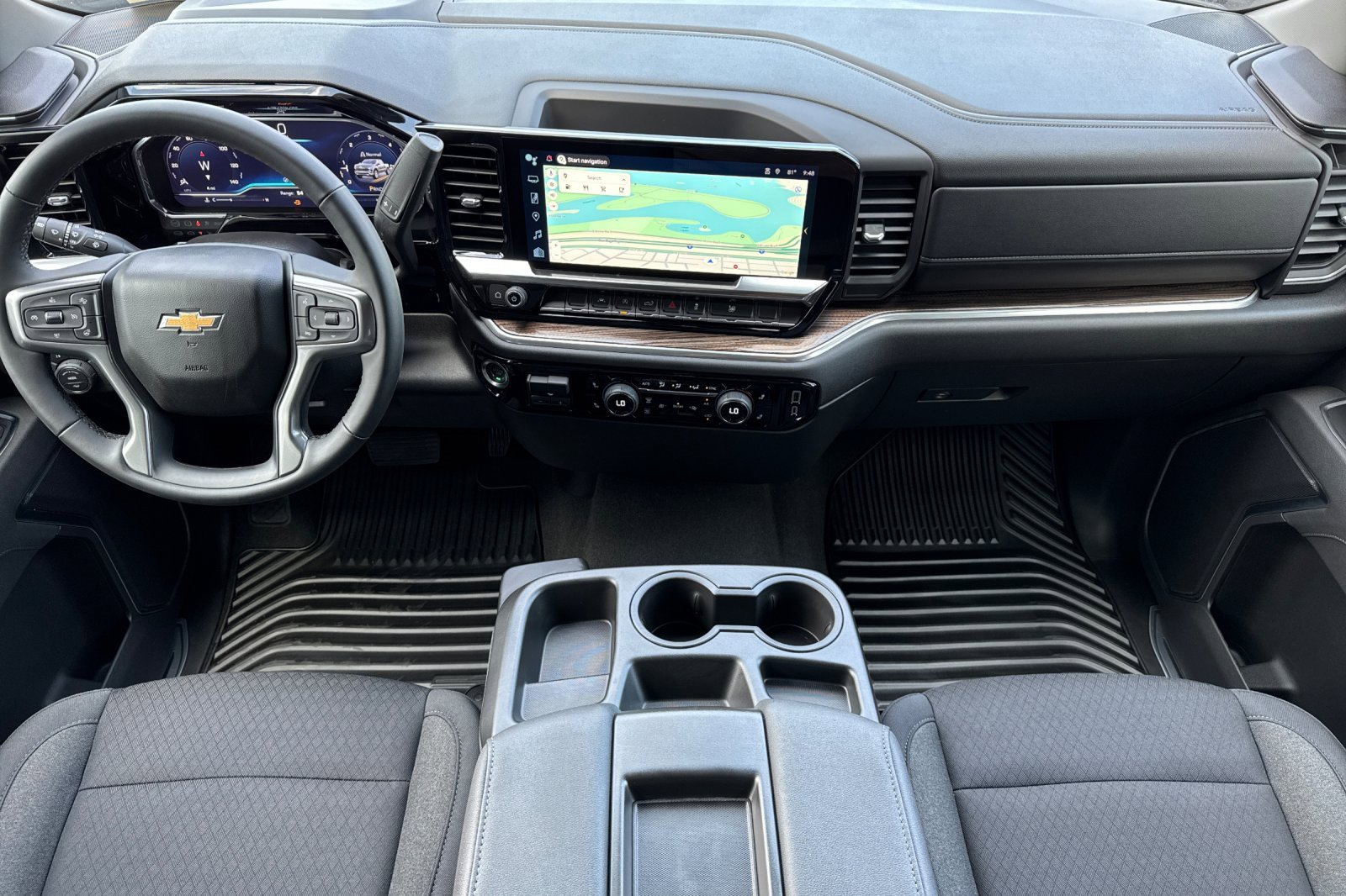 2025 Chevrolet Silverado 1500 photo 13