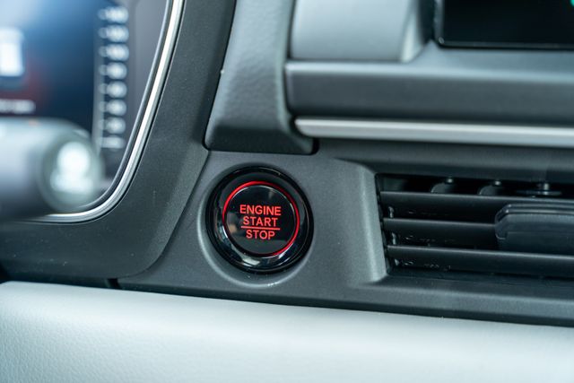 2025 Honda Pilot Elite photo 26