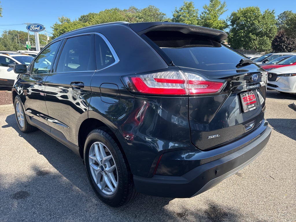 2022 Ford Edge SEL photo 10