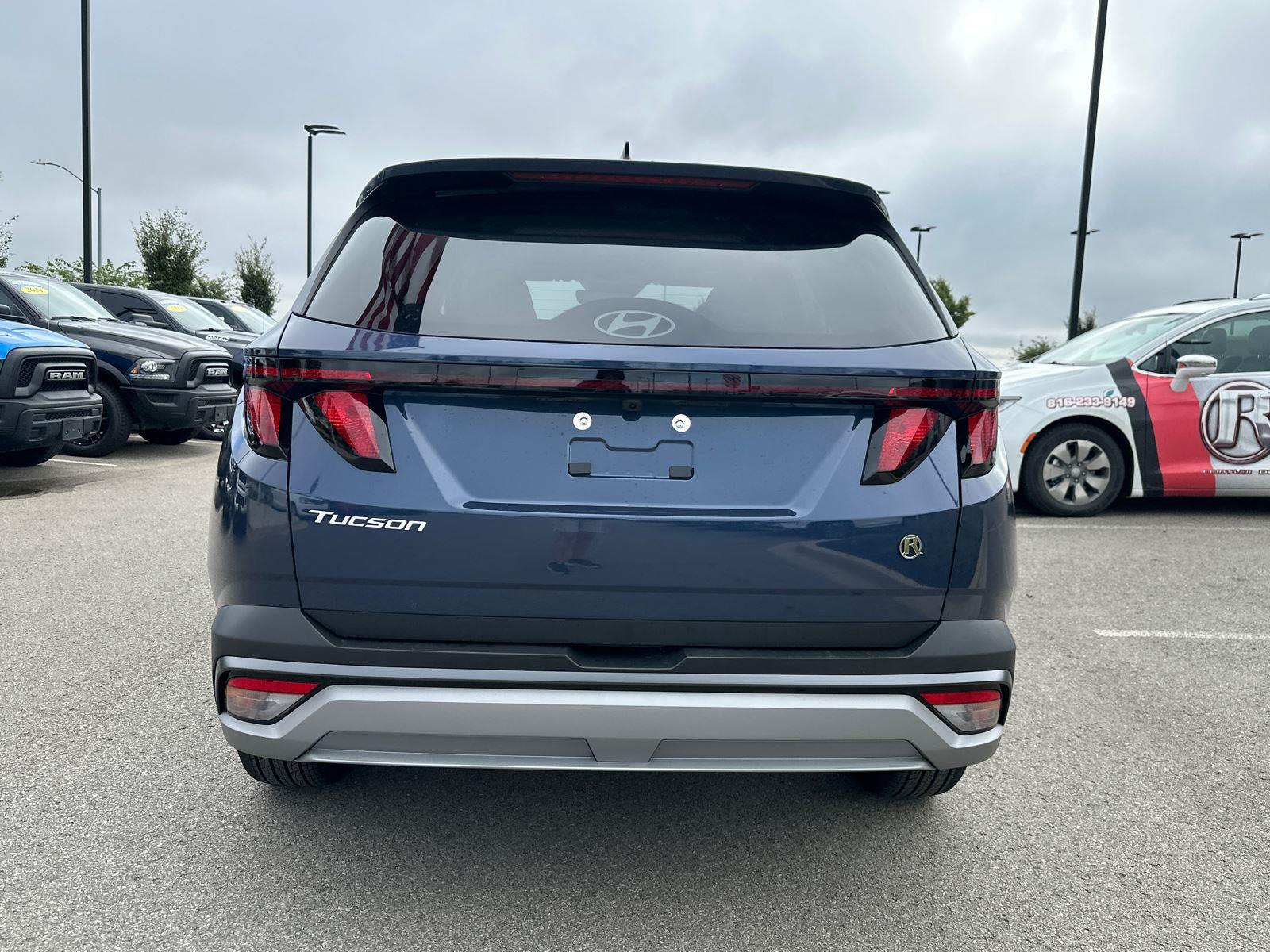 2026 Hyundai Tucson SEL photo 3