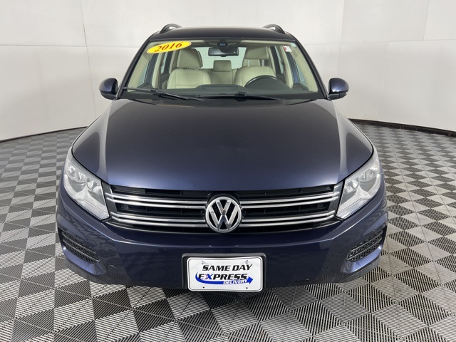 Used 2016 Volkswagen Tiguan S with VIN WVGBV7AX8GW593513 for sale in Orchard Park, NY
