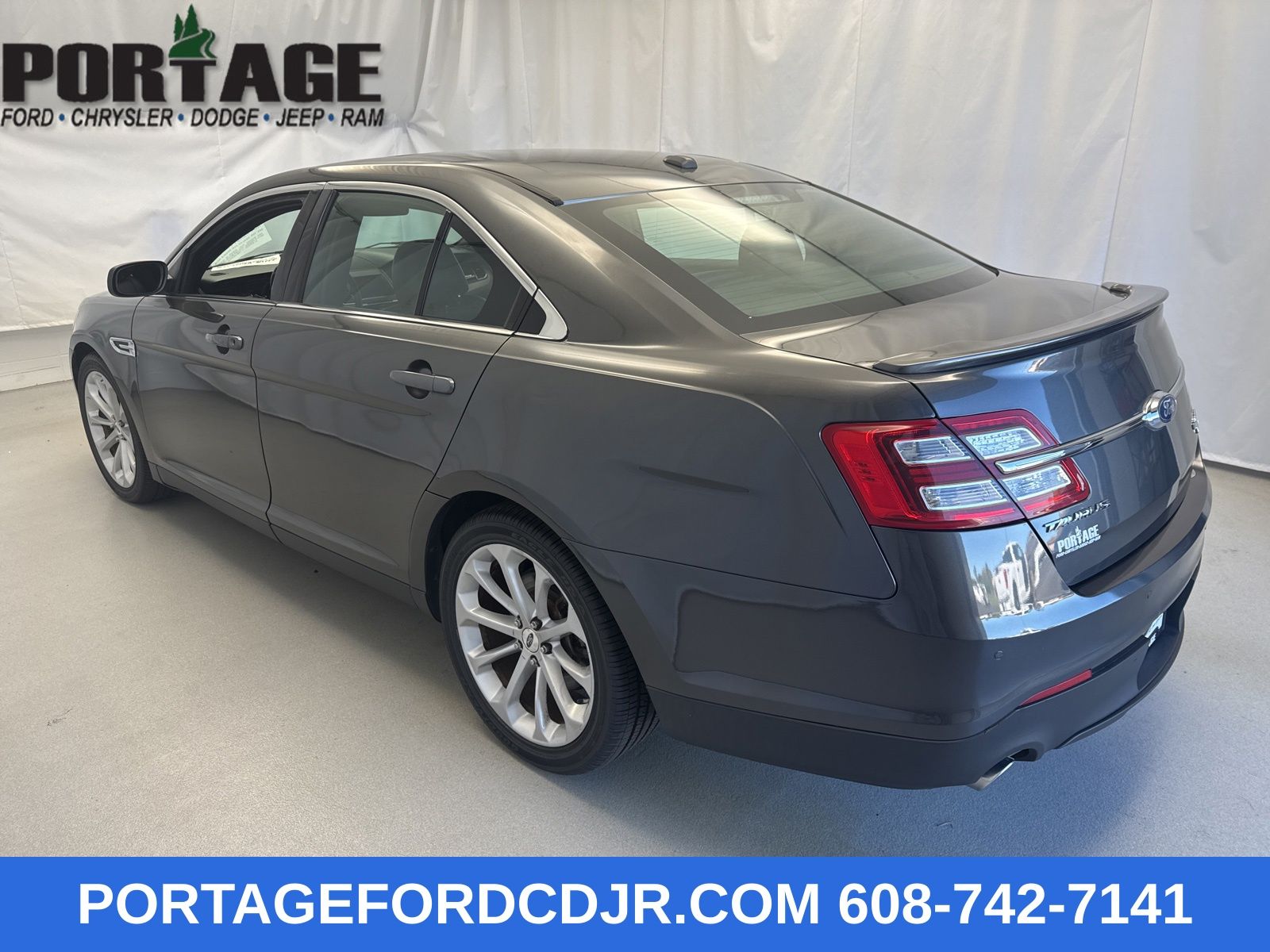 2018 Ford Taurus Limited photo 4