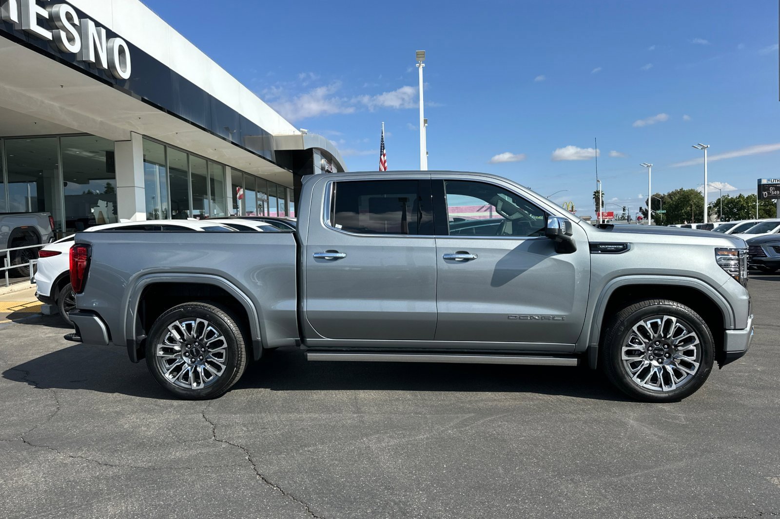 2026 Gmc Sierra 1500 Denali Ultimate photo 4