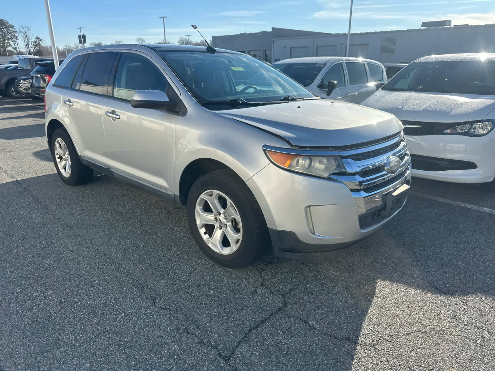 2011 Ford Edge SEL photo 3