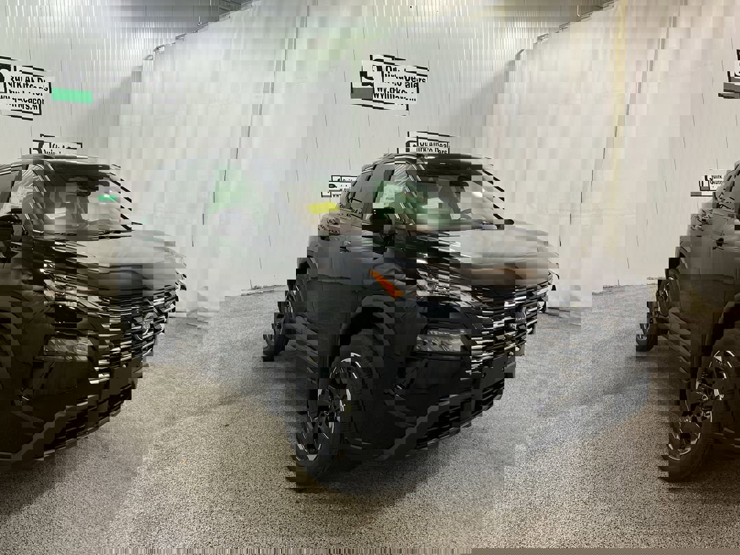 2026 Nissan Rogue SV photo 3