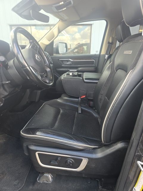 2021 Ram 1500 Laramie photo 11