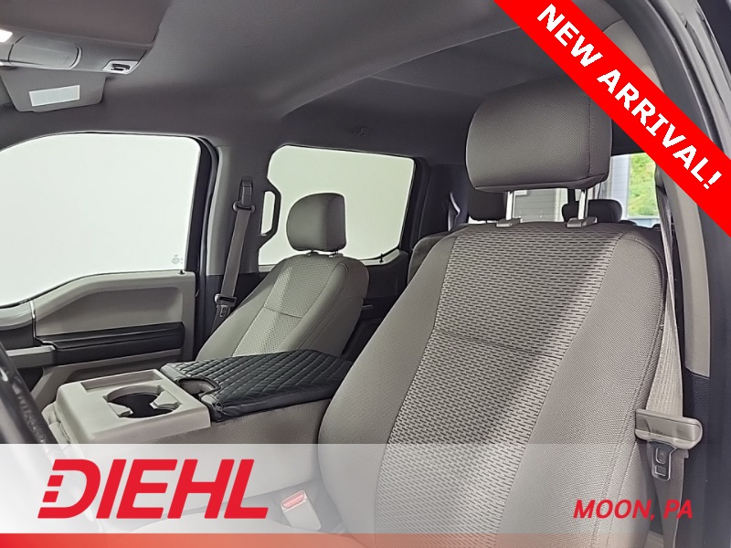 2016 Ford F-150 XLT photo 9