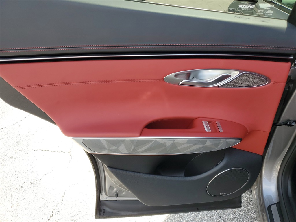 2025 Genesis GV70 3.5T Sport Advanced photo 8