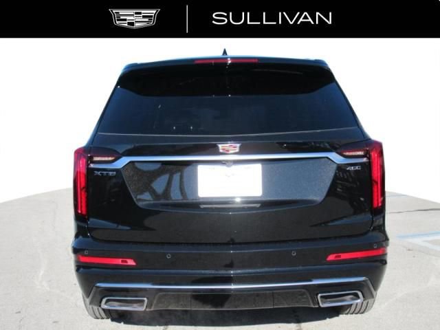 2025 Cadillac XT6 Premium Luxury photo 5
