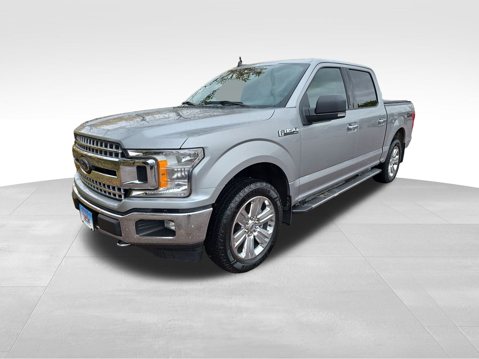 2020 Ford F-150 XLT photo 2