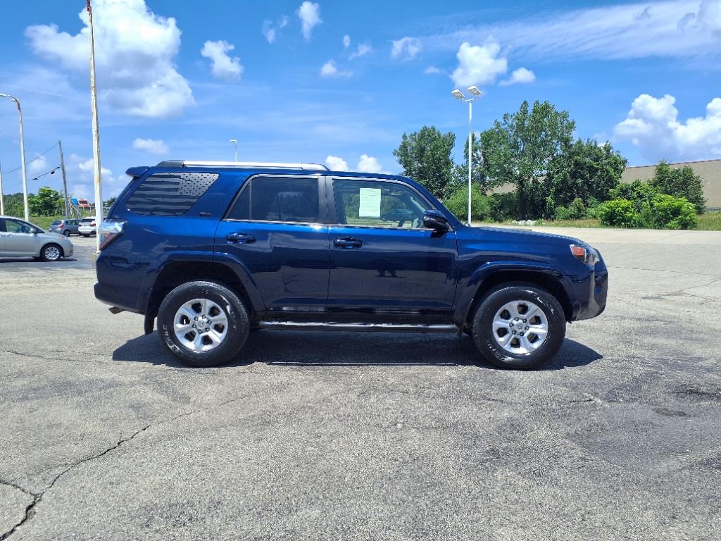 2021 Toyota 4Runner SR5 Premium photo 2