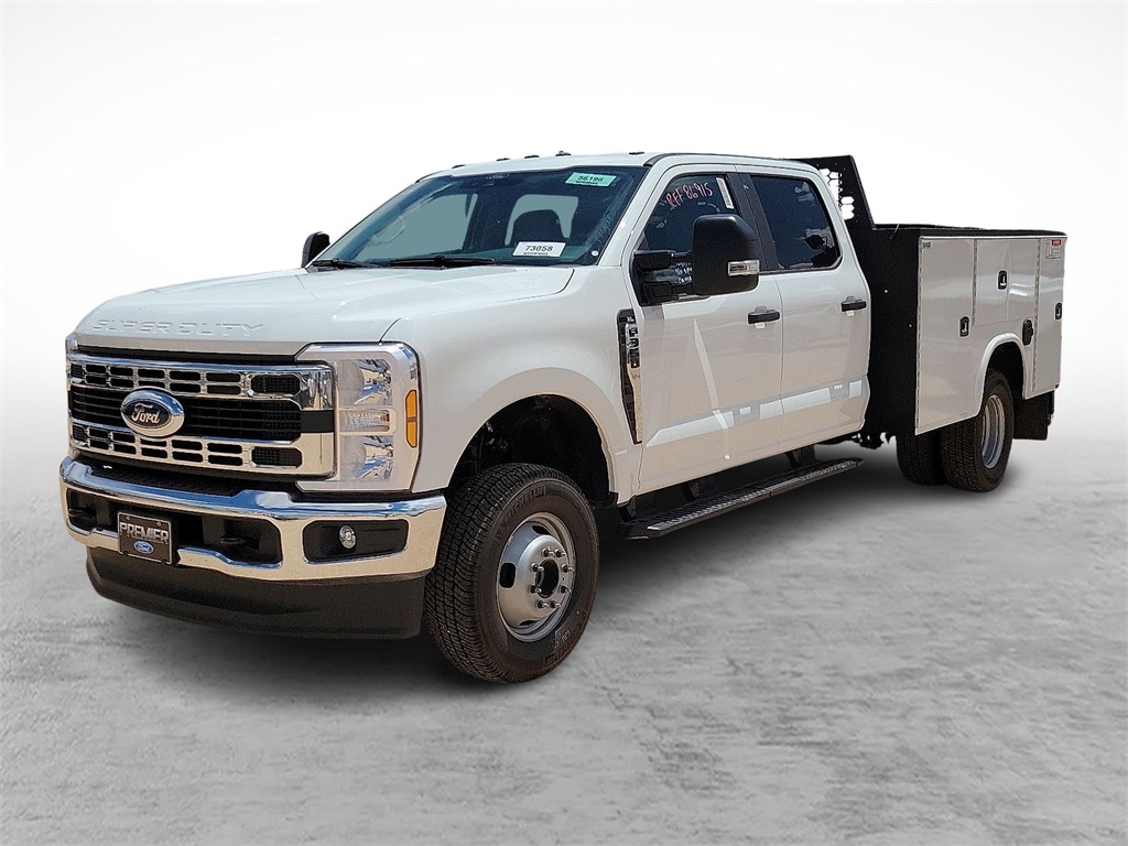 2024 Ford F-350 photo 3