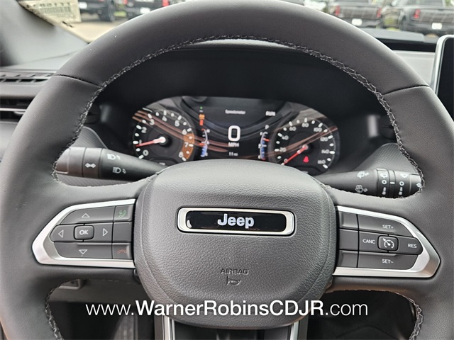 2026 Jeep Compass Latitude Altitude photo 21