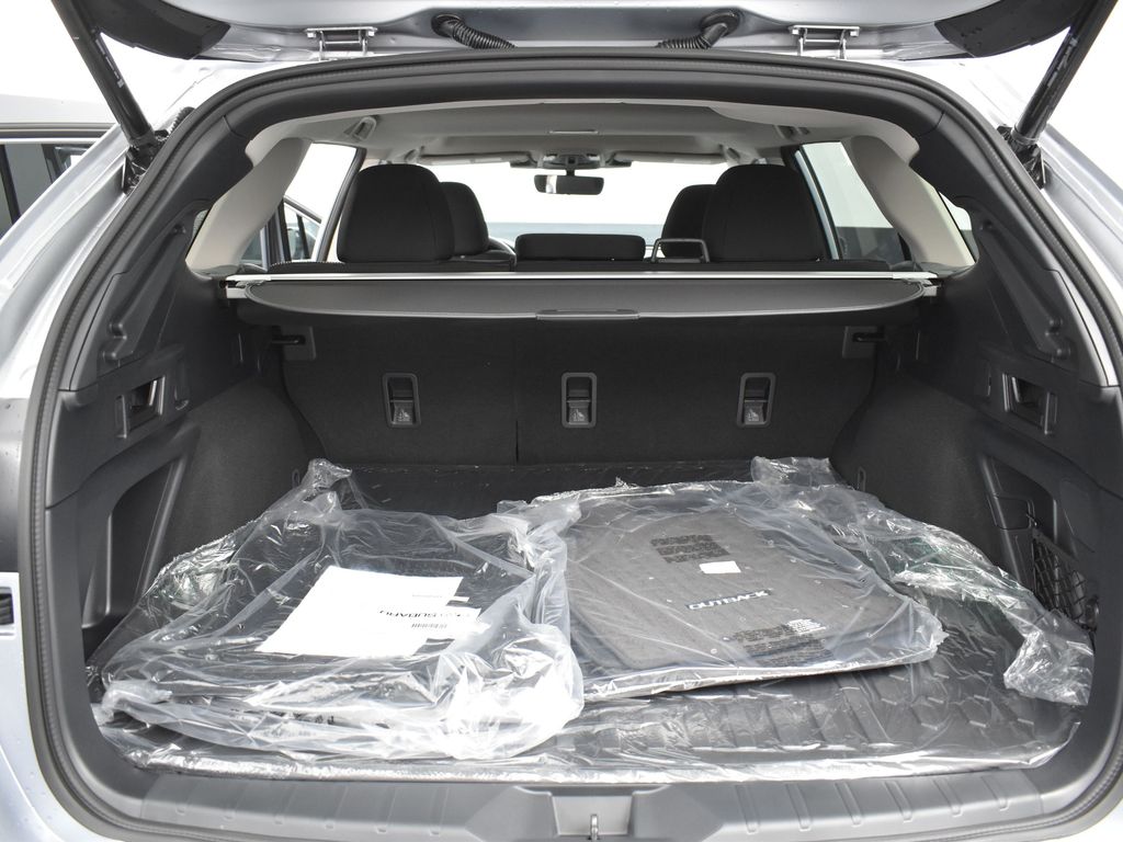2025 Subaru Outback Premium photo 19