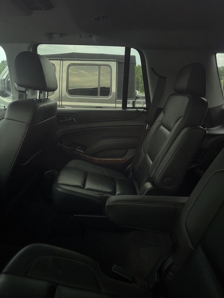 2019 Chevrolet Tahoe Premier photo 4