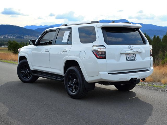 2024 Toyota 4Runner SR5 photo 3