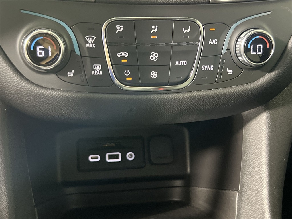 2024 Chevrolet Equinox LT photo 15