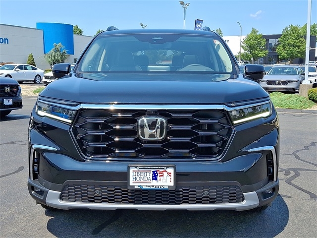 2025 Honda Pilot Elite photo 2