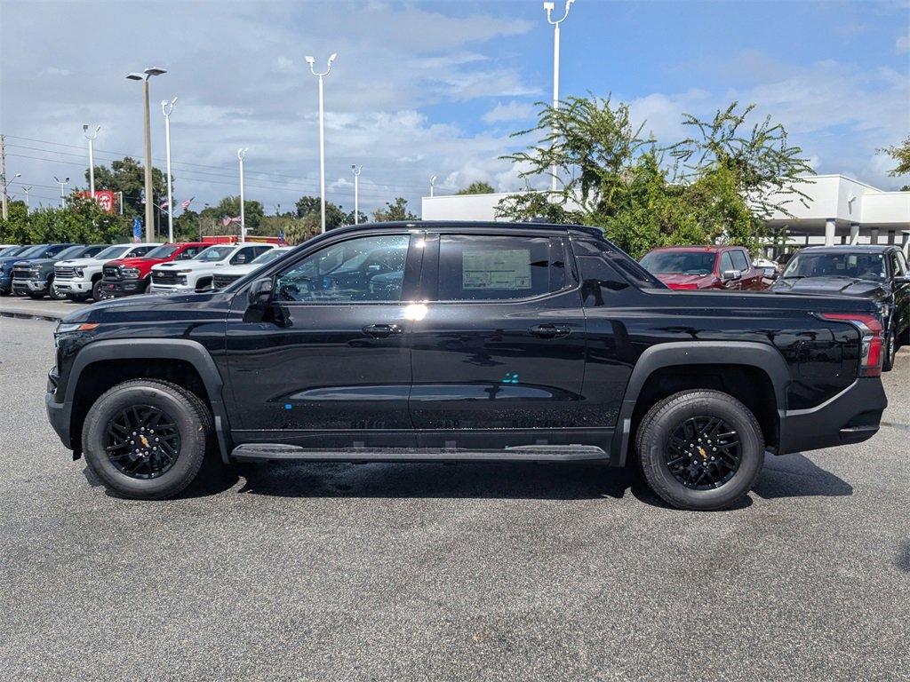 2026 Chevrolet Silverado EV LT photo 5