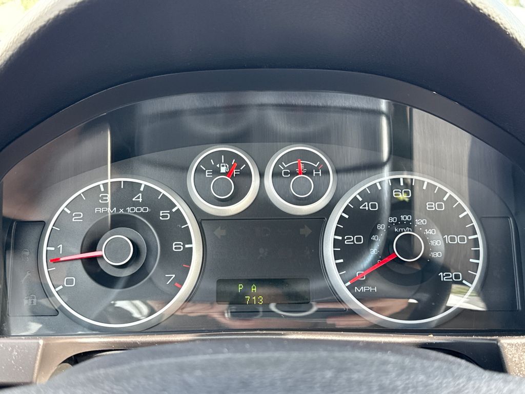2009 Ford Fusion SE photo 13