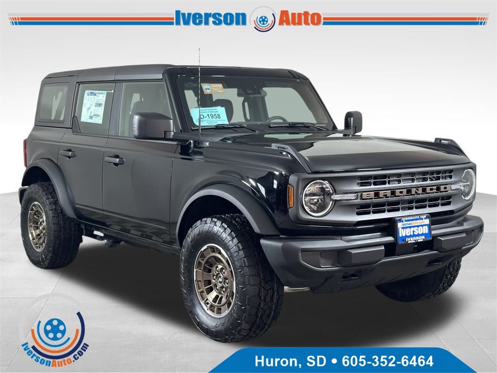 2025 Ford Bronco 4-Door Base's photo