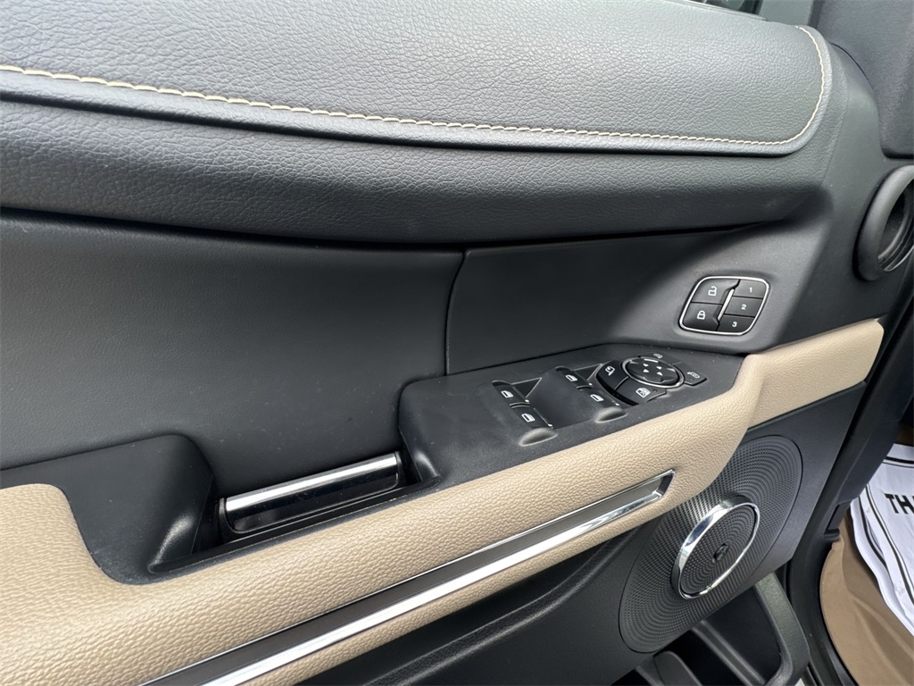 2024 Ford Expedition Limited photo 13