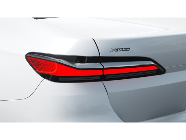 2026 Bmw 750e photo 8