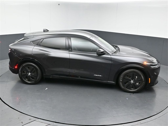 2022 FORD MUSTANG MACH-E - Image 48