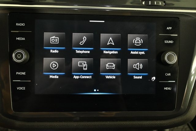2023 Volkswagen Tiguan SE photo 22