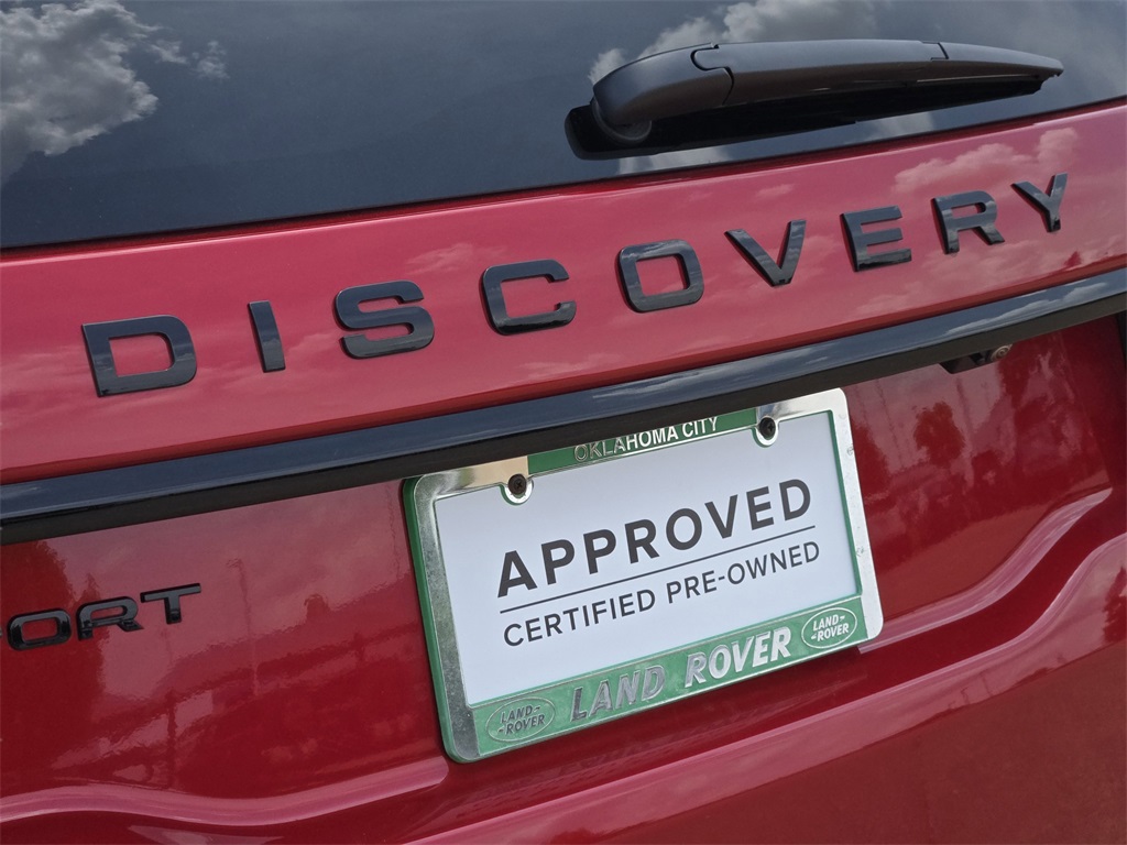 2025 Land Rover Discovery Sport SE photo 10