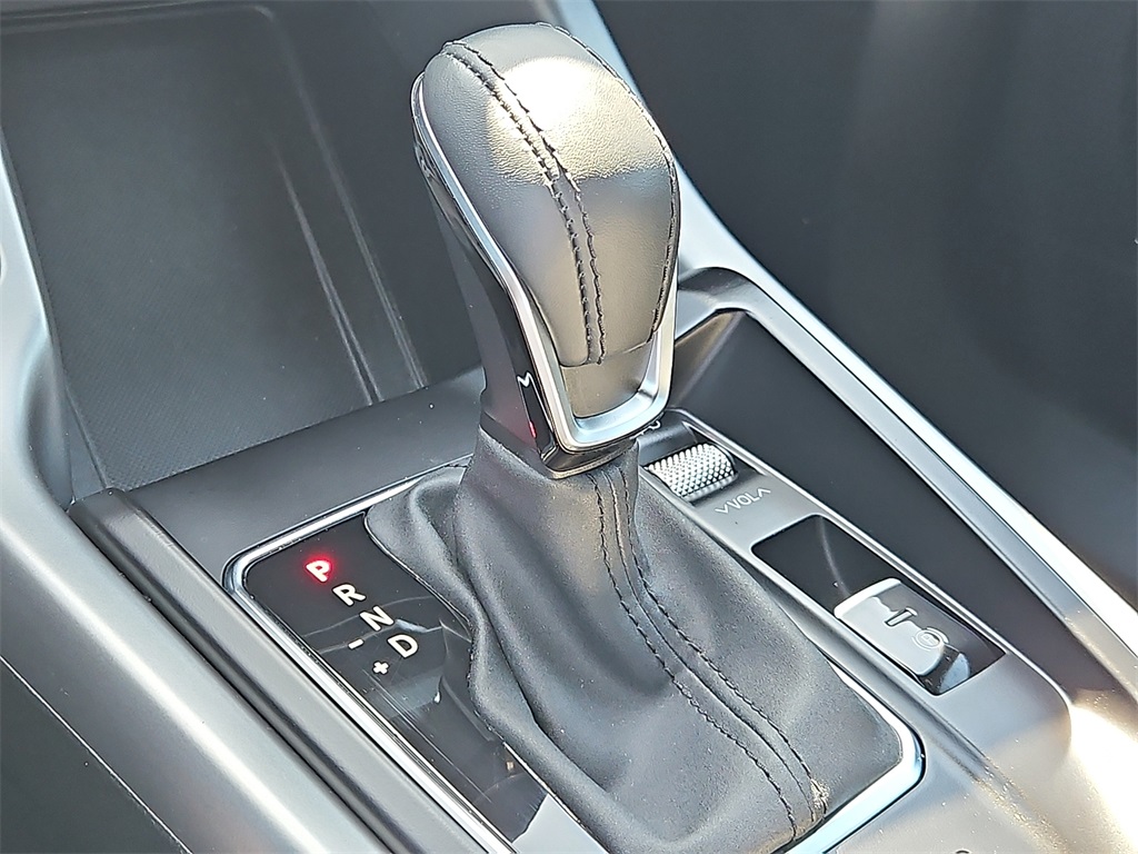 2025 Dodge Hornet GT photo 17