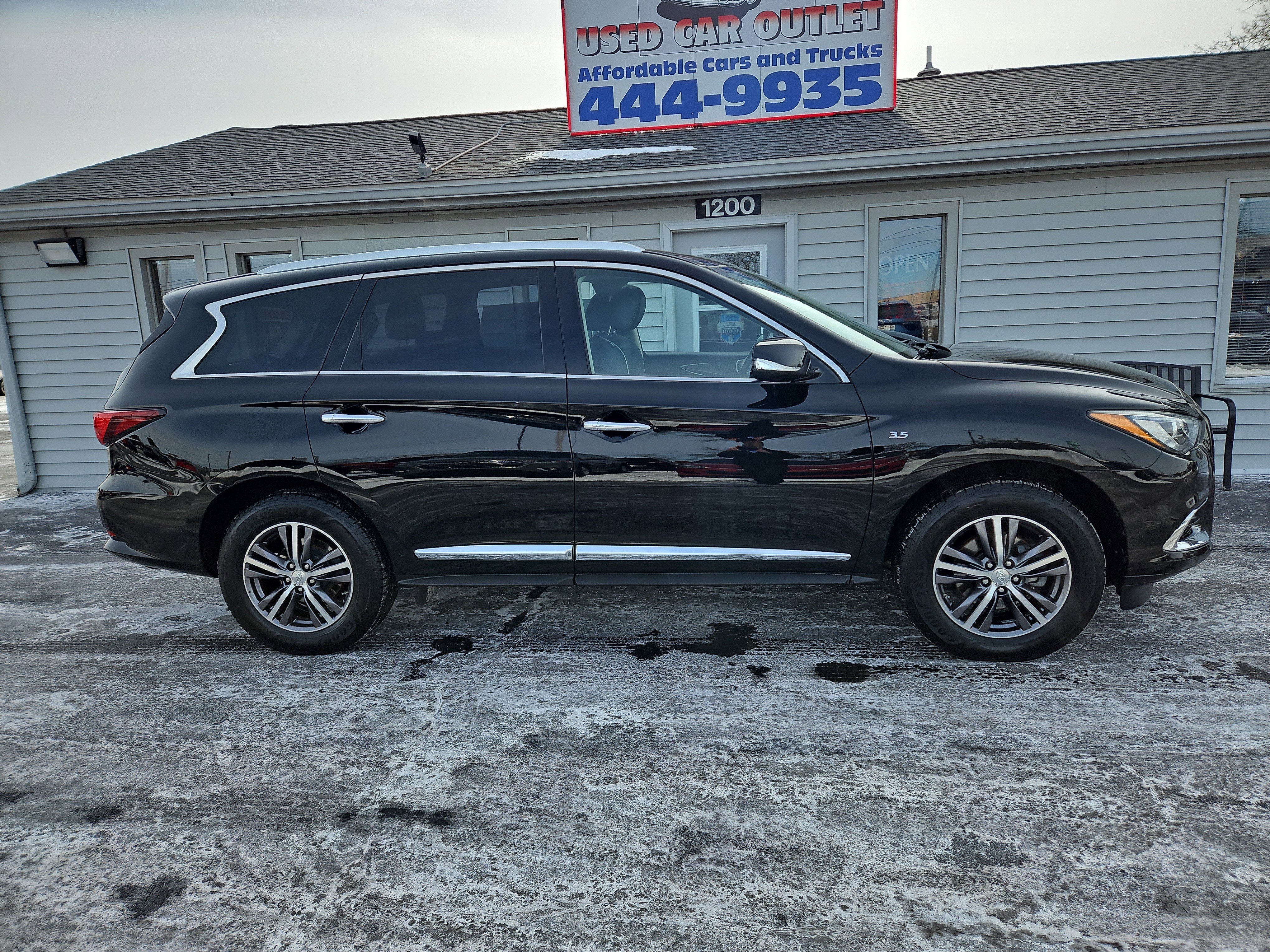 Used 2018 INFINITI QX60 Base with VIN 5N1DL0MM2JC511520 for sale in Washington, IL
