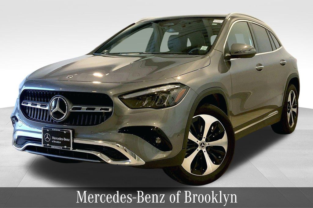 2025 Mercedes Benz GLA 250 4MATIC photo 2