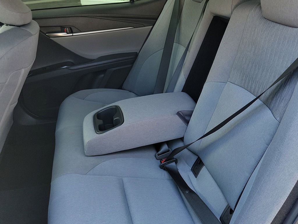2025 Toyota Camry LE photo 18