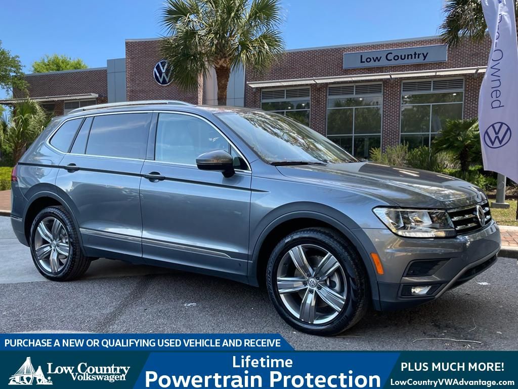 2021 Volkswagen Tiguan SEL's photo